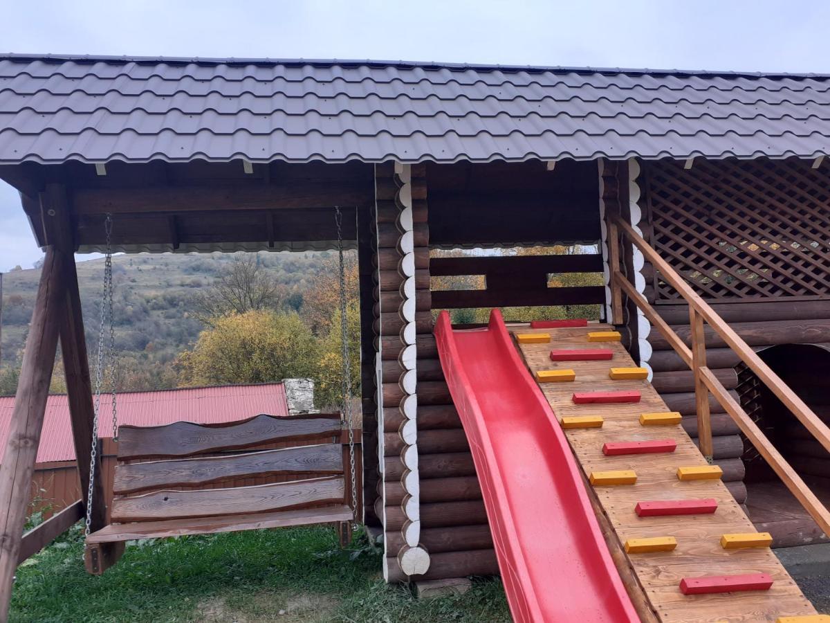 Mountain Dew Hotel Belasovitsa Ngoại thất bức ảnh