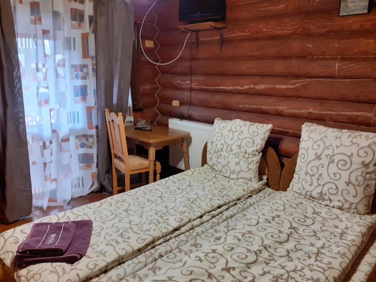 Mountain Dew Hotel Belasovitsa Ngoại thất bức ảnh