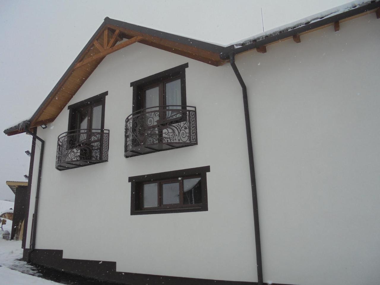 Mountain Dew Hotel Belasovitsa Ngoại thất bức ảnh